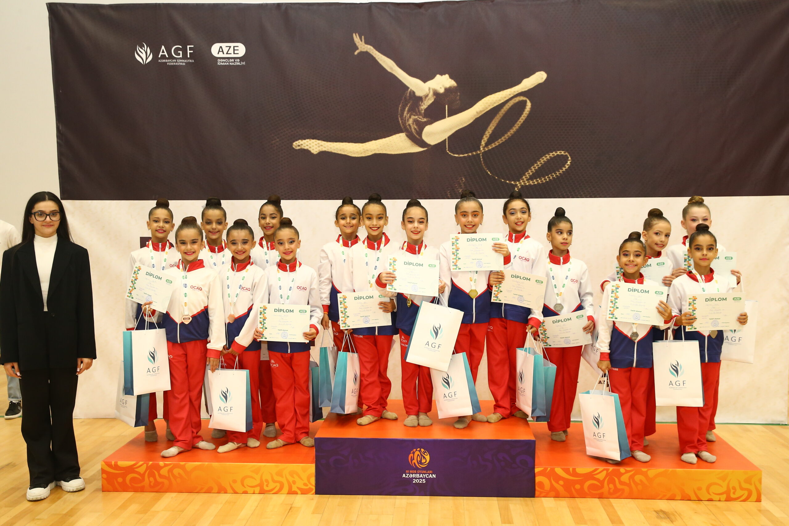 Şəkidə III MDB Oyunlarına test xarakteri daşıyan bədii gimnastika üzrə çempionat keçirilir