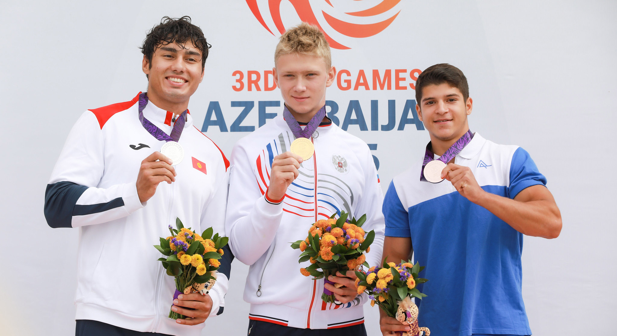 Avarçəkənlərimiz III MDB Oyunlarına dörd medalla başlayıb